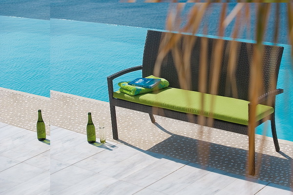 Hotel Lobby Furniture - Elegant Upholstery, Generously Sized Seating Arrangements, Versatile Color Options