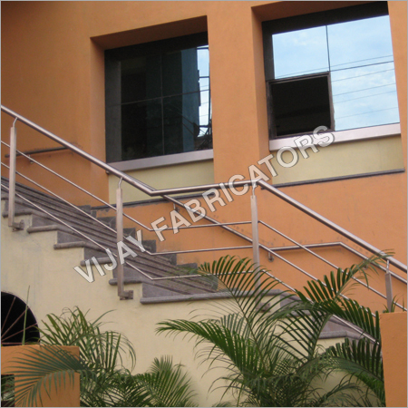 रेस्टोरेंट के लिए सीढ़ी की रेलिंग