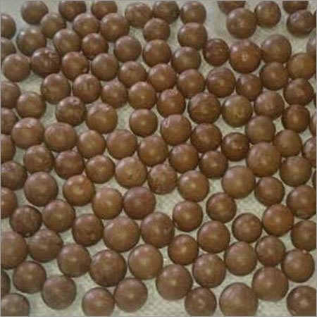 मकाडामिया नट