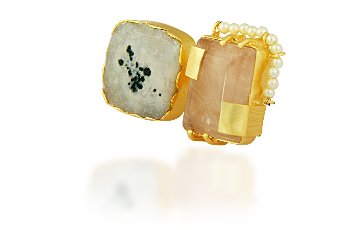 Jewellery Photography Service - High-resolution Images (4000x6000 Px) | Diverse Designs, Enhanced Appeal, Fast Turnaround, Professional Retouching