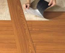 फर्श और असबाब चिपकने वाला