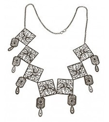 डिज़ाइनर लॉकेट