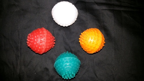 सिलिकॉन गेंदों को धोना