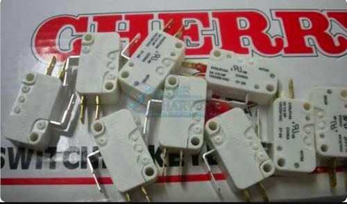 चेरी स्विचेस