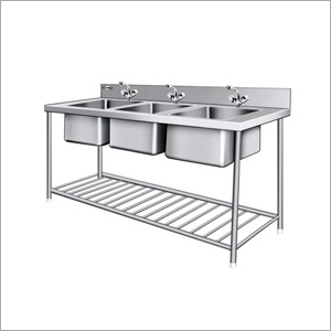 तीन सिंक यूनिट