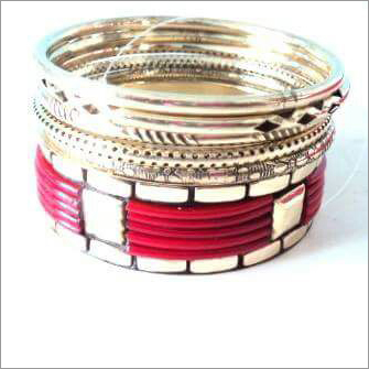 फैशन बANGLE