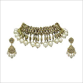 White And Yellow Gold Kundan Jadau Jewelry