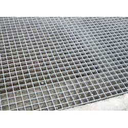 एल्युमिनियम ग्रेटिंग