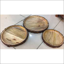 लकड़ी के थाल