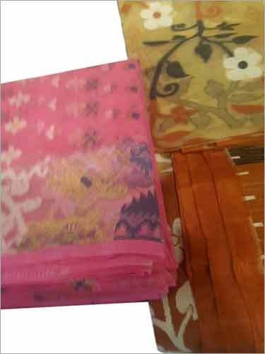 प्रिंटेड जॉर्जेट साड़ी