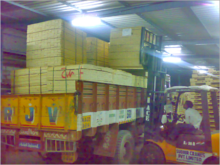 लकड़ी के शिपिंग बॉक्स