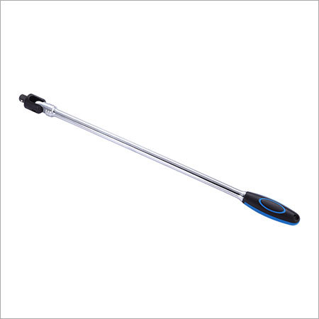 Flex Breaker Bar Application: Vehicle Repair Tool