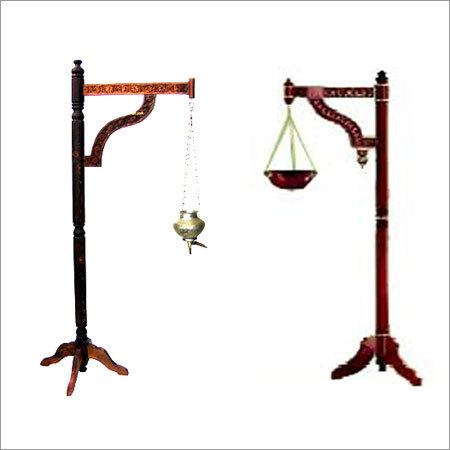 धारा स्टैंड लकड़ का