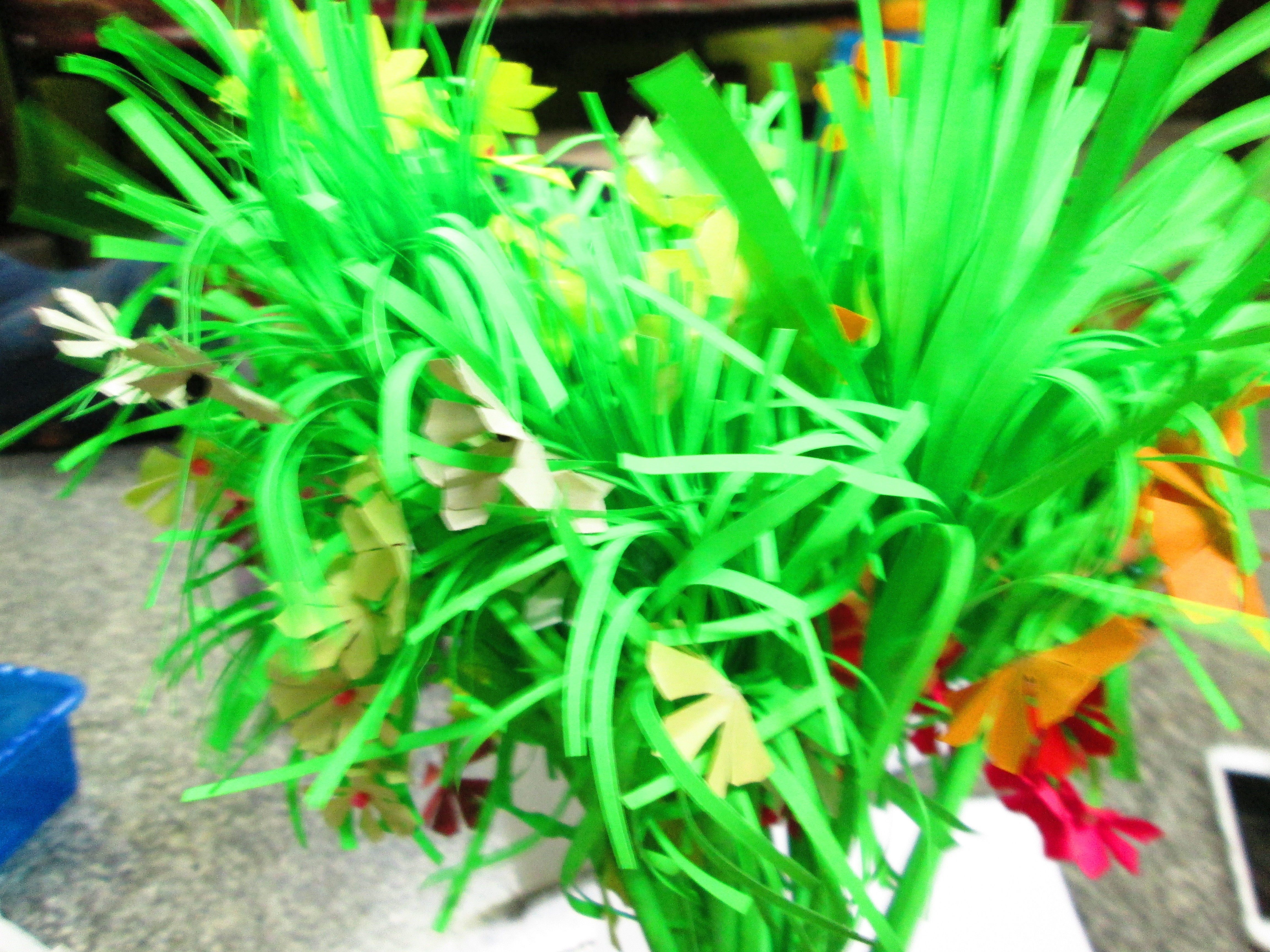 Paper Flower Size: 2-6 Inches