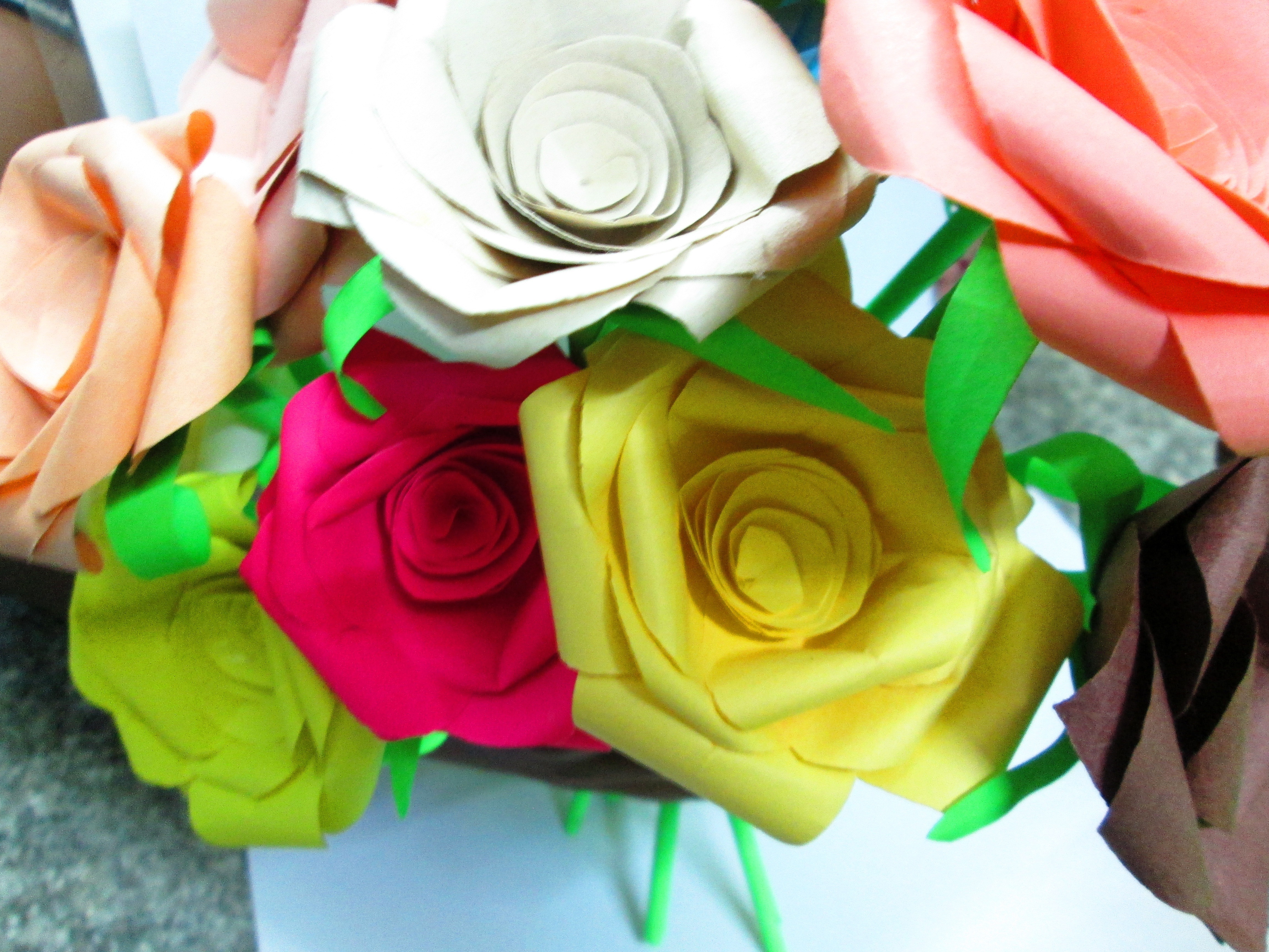 Paper Flower Size: 2-6 Inches