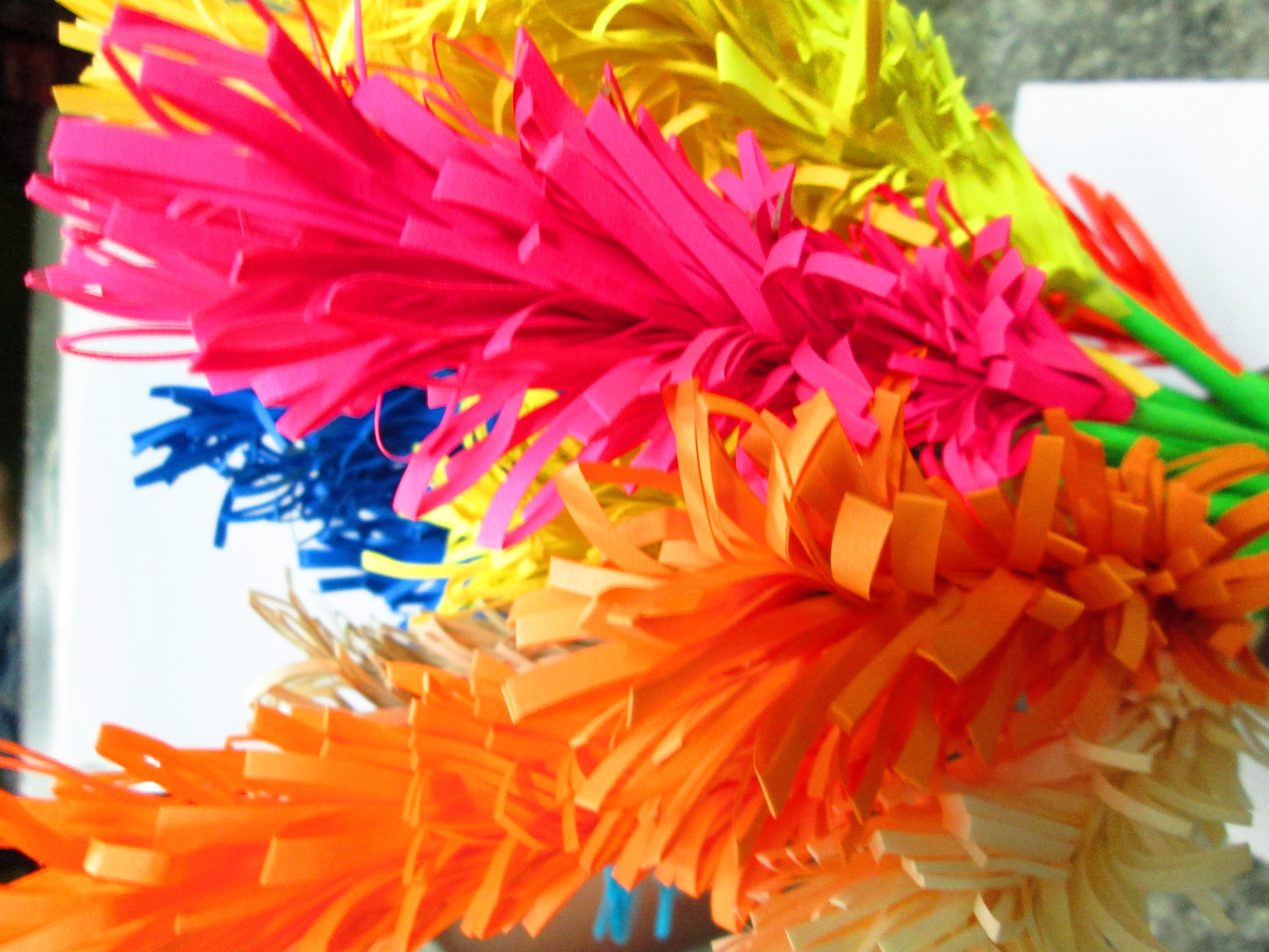 Paper Flower Size: 2-6 Inches