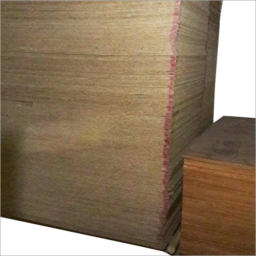 प्लाइवुड पिन बोर्ड