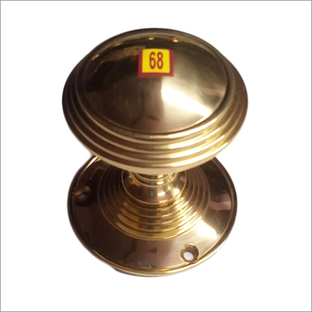 एंटीक डोर नॉब्स