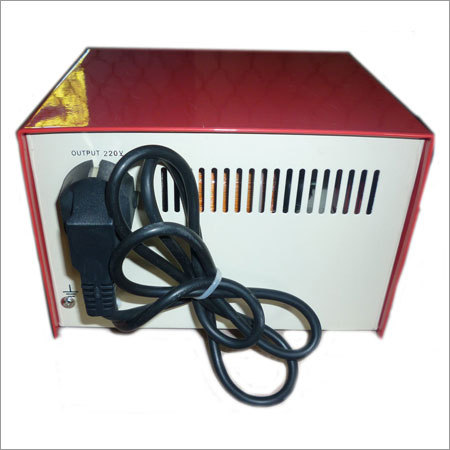 सिंगल फेज एसी स्वचालित वोल्टेज नियामक