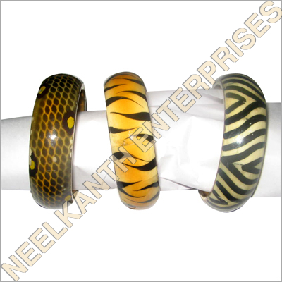 हड्डी के कंगन