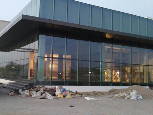 अर्ध-प्रारंभिक ग्लेज़िंग सिस्टम