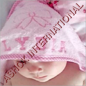 बच्चे का पोंचो