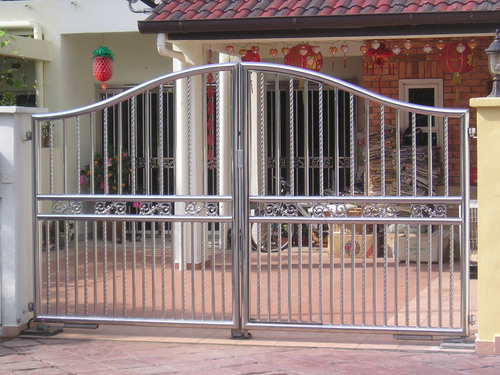 स्टेनलेस स्टील गेट्स