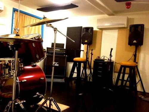 रवि अय्यर - ड्रम के लिए ध्वनिक मंच