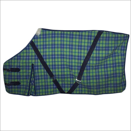 घोड़े की गर्मियों की चादर