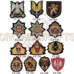 मल्टीकलर हैंड एम्ब्रायडरी बैज