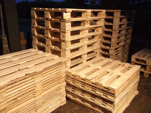 Used Wooden Pallets