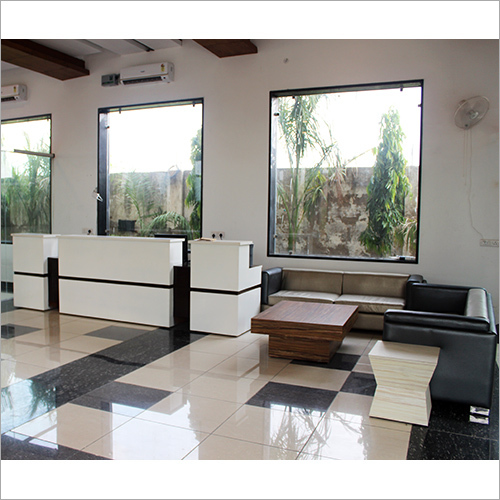 रिसेप्शन इनसाइड व्यू