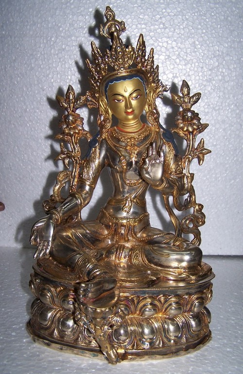 गॉडेस ग्रीन तारा गोल्ड पेंटेड