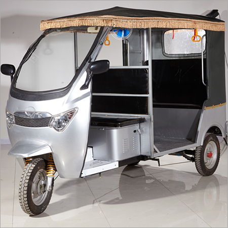 2016 का नया I Cat अनुमोदित Qs-a जिसमें 6 सीटों वाला ऑटो ई-रिक्शा है