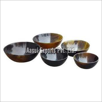 सींग और हड्डी के कटोरे