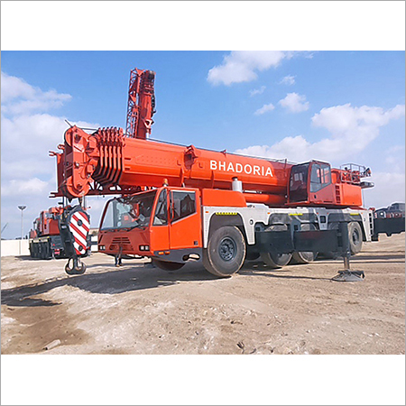 Cranes On Hire - Heavy-Duty Steel Frame, Adjustable Heights and Capacities for Versatile Lifting Solutions