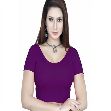 उच्च गर्दन का ब्लाउज