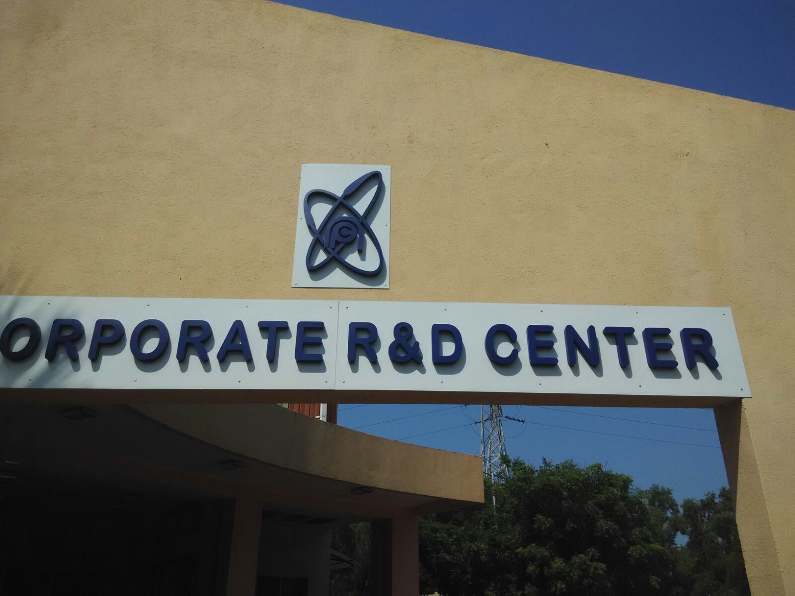 Metal Signage - Durable Aluminum, Customizable Sizes Available , Weather-resistant Coating