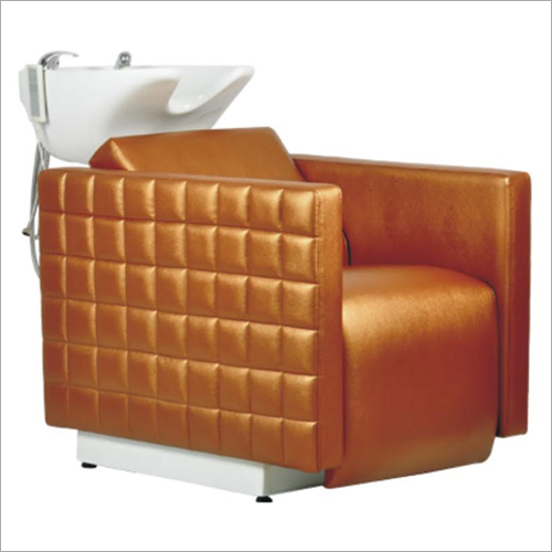 सोफे के साथ शैम्पू स्टेशन