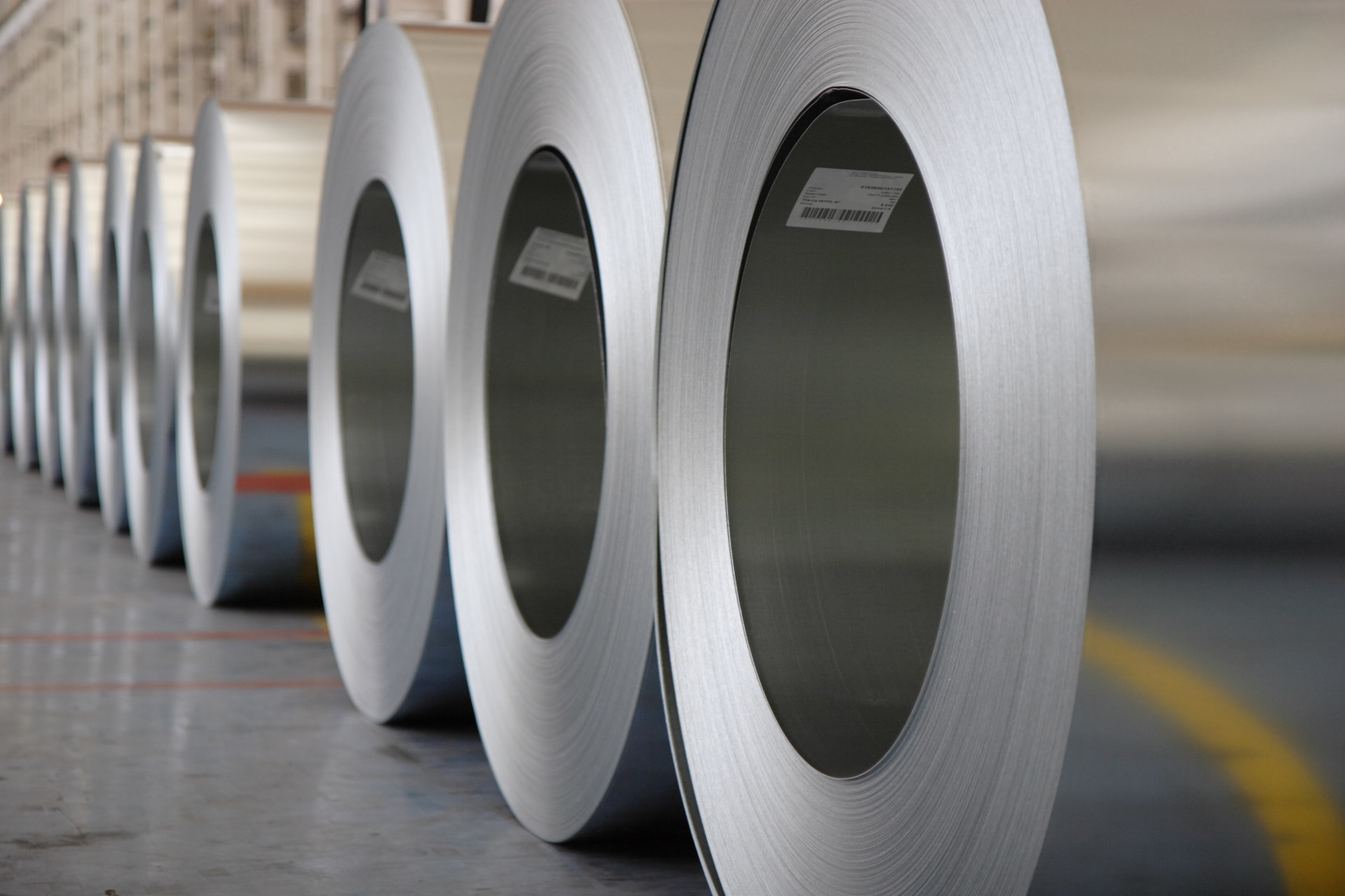 Hot Rolled Coil Coil Thickness: 1.6 To 16 Millimeter (Mm)