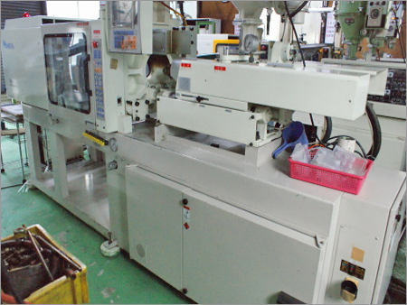 Plastic Injection Molding Machines