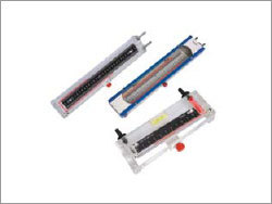 ऐक्रेलिक और कांच का मैनोमीटर