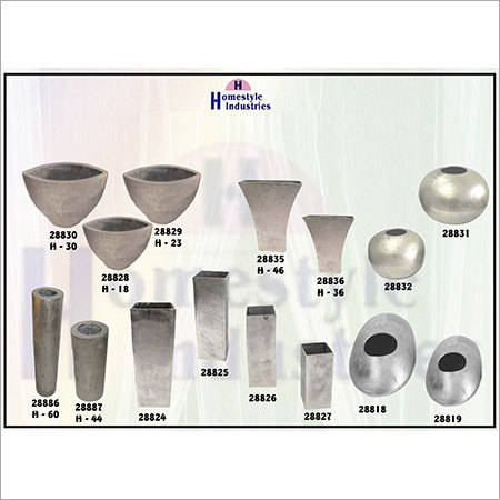 Decorative Vases - Color: Different