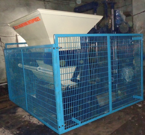 Automatic Egg Laying Block Machine Capacity: &#8206;500-1000 Kg/Hr