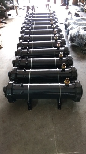 वाटर कूल्ड कंडेंसर सर्विस