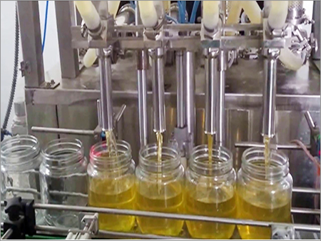 Digital Liquid Filling Machine - Stainless Steel, 1000x500x1500 mm, Silver | Precise Filling, Spillage Control, Automated Process, ±1% Accuracy