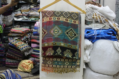 मल्टी कलर लेडीज़ स्टोल