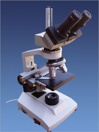ट्रिनोकुलर माइक्रोस्कोप