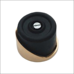 पीतल का फर्श पर लगाया गया