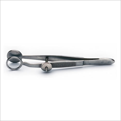 Ayer, Chalazion Forceps के लिए बल्शी उठाने वाले औज़ार हैं जो चेलाज़ियन के इलाज में प्रयोग किए जाते हैं। यह औज़ार रिफाइंड डिज़ाइन और उच्च गुणवत्ता वाले सामग्री से बने होते हैं, जो उनकी ताकत और स्थायित्व को सुनिश्चित करते हैं।